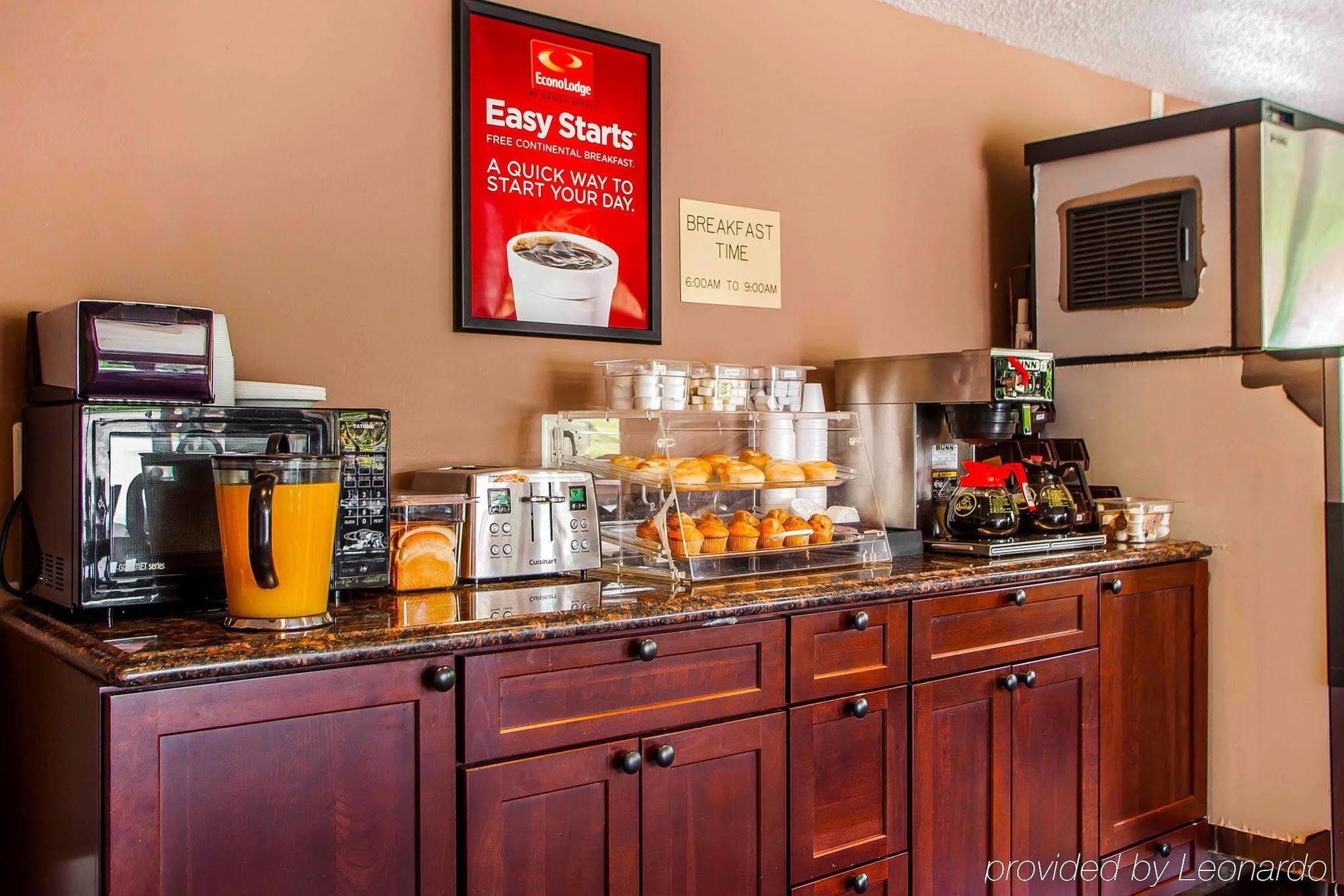 Econo Lodge Mount Laurel Bagian luar foto