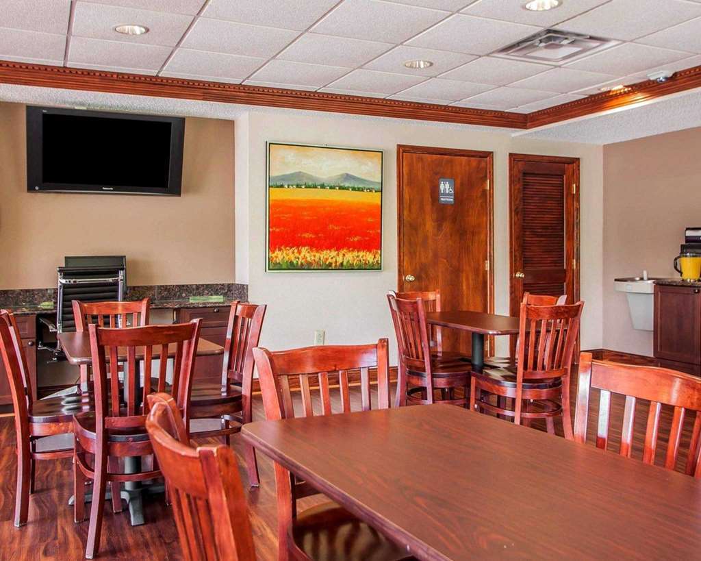 Econo Lodge Mount Laurel Restoran foto