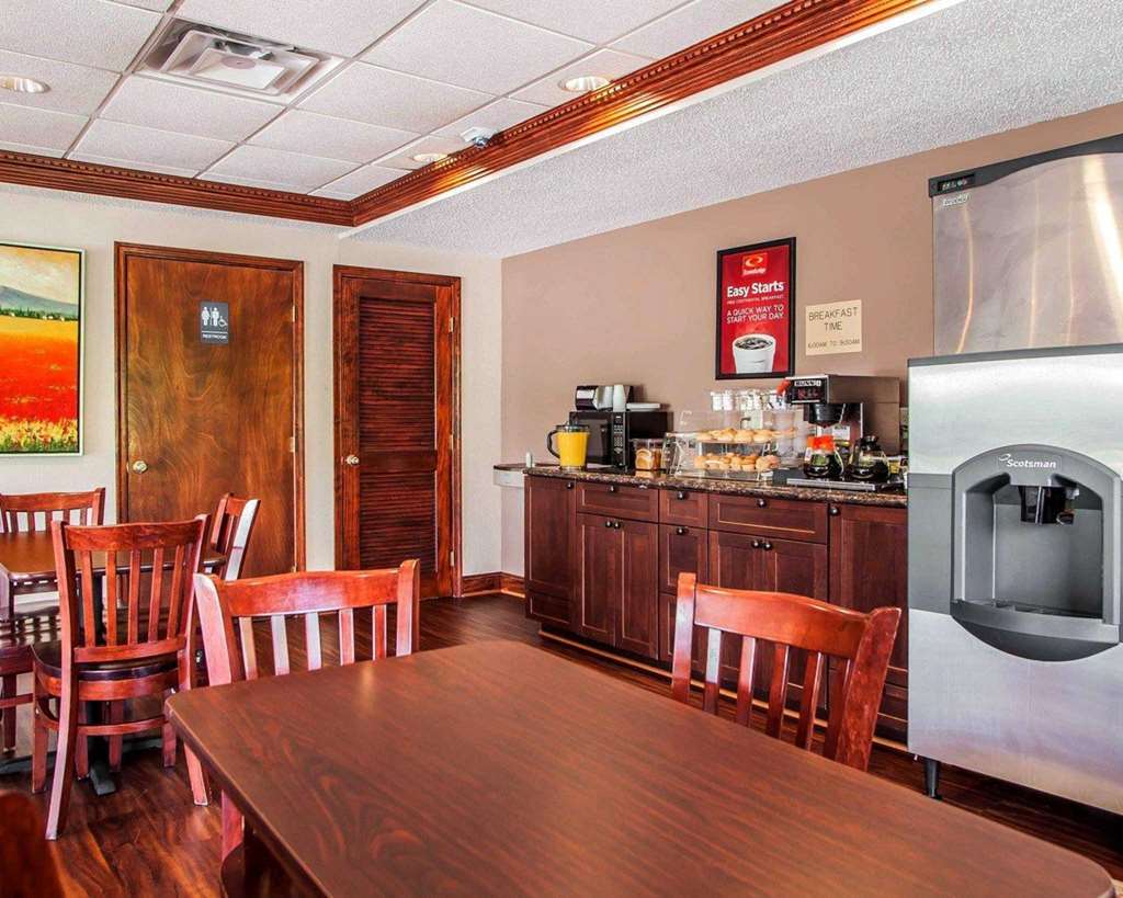 Econo Lodge Mount Laurel Restoran foto